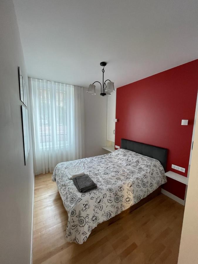 Confortable, Au Centre-ville Apartment *